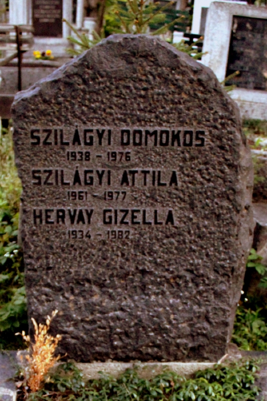 Szilágyi Domokos, Szilágyi Attila, és Hervay Gizella sírköve